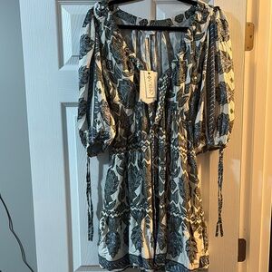NWT Omika Loren mini dress